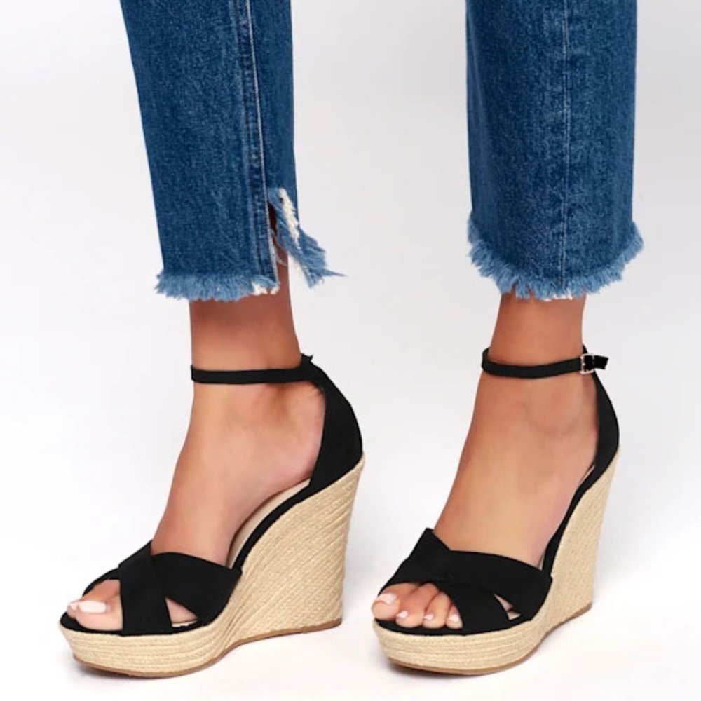 Chinese Laundry Black Wedges Women size 8
